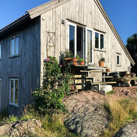 Architect-designed House With Pier In Ny Hellesund Casa de Férias