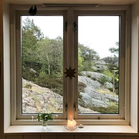 Architect-designed House With Pier In Ny Hellesund Casa de Férias